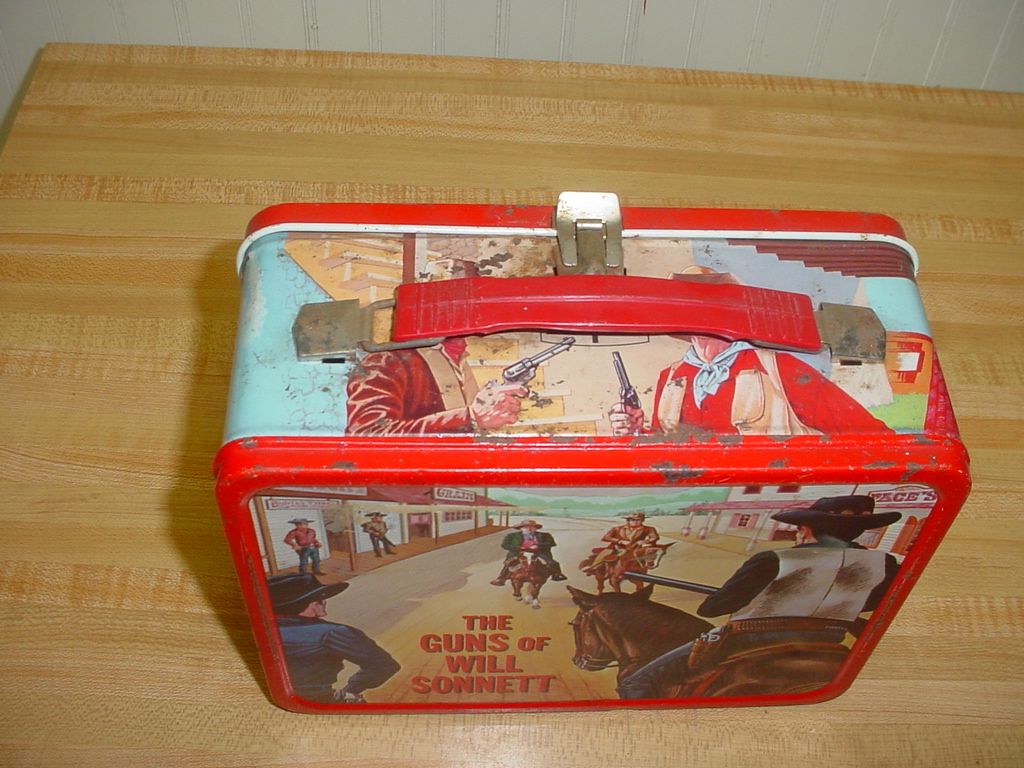 [FOR SALE] 1968 guns of Will metal lunchbox lunch box For A